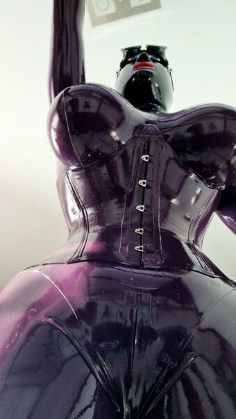 rubberdollemma