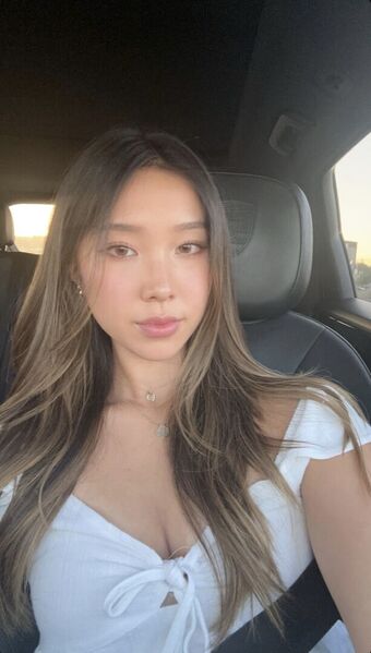 Ruby Eum Çıplak Sızıntıları OnlyFans Fotoğraf 6