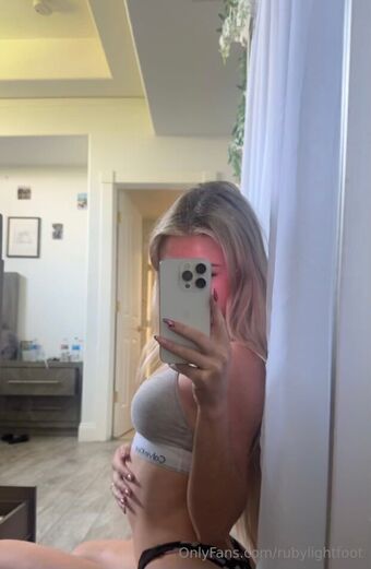 Ruby Lightfoot Çıplak Sızıntıları OnlyFans Fotoğraf 2