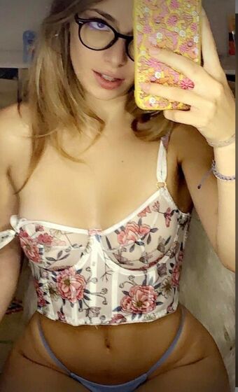 Ruby Salvo Çıplak Sızıntıları OnlyFans Fotoğraf 26