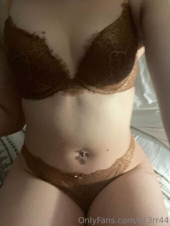 s13rr44 Çıplak Sızıntıları OnlyFans Fotoğraf 3