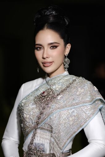 Saffron Maya Snook