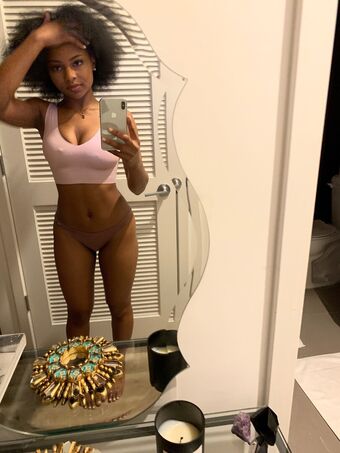Saffronnn Çıplak Sızıntıları OnlyFans Fotoğraf 9