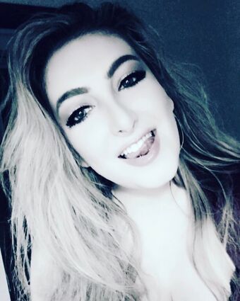Sam Murray Çıplak Sızıntıları OnlyFans Fotoğraf 3