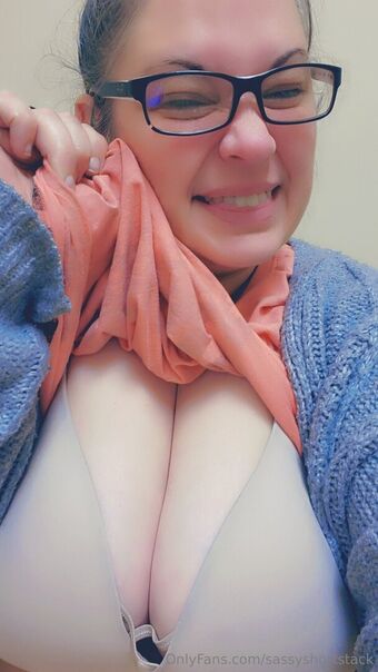 sassyshortstack Çıplak Sızıntıları OnlyFans Fotoğraf 2