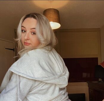 Scarlett Tiny