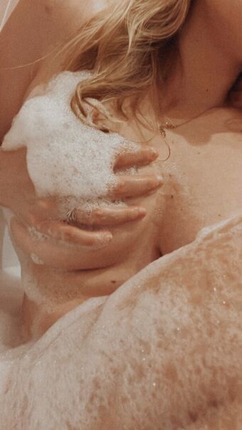Selfika Çıplak Sızıntıları OnlyFans Fotoğraf 11