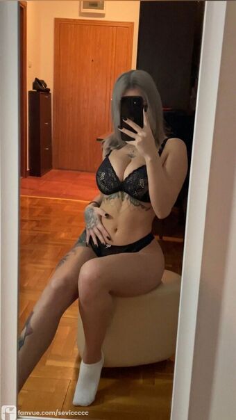 Sevic Çıplak Sızıntıları OnlyFans Fotoğraf 2
