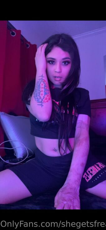 shegetsfreaky