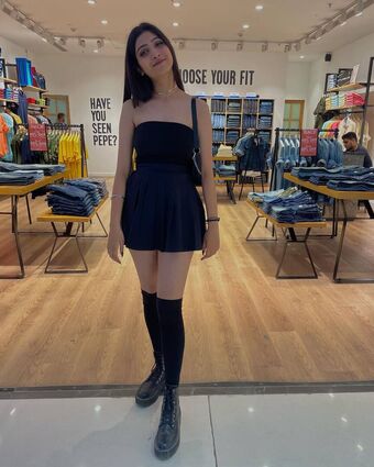 Shine Kaur Çıplak Sızıntıları OnlyFans Fotoğraf 1