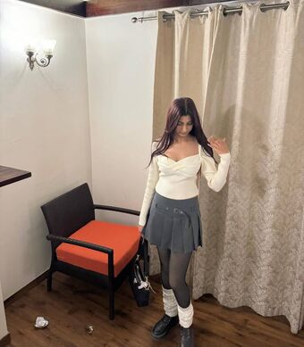Shine Kaur Çıplak Sızıntıları OnlyFans Fotoğraf 2