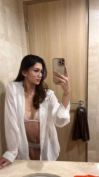 Shinta Khyuliang Çıplak Sızıntıları OnlyFans Fotoğraf 23