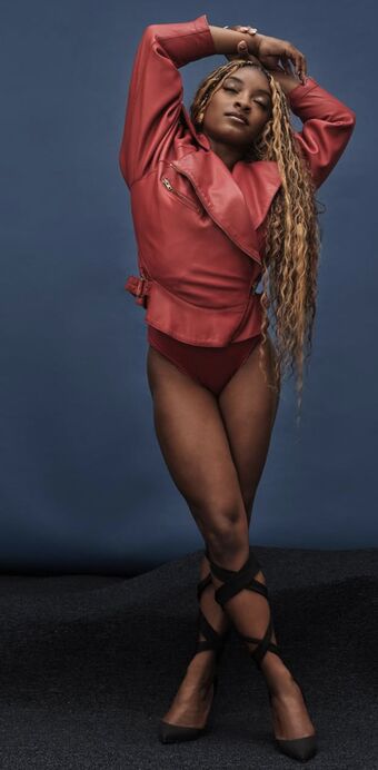 Simone Biles Çıplak Sızıntıları OnlyFans Fotoğraf 181