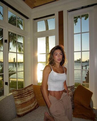 Sistine Stallone Çıplak Sızıntıları OnlyFans Fotoğraf 51