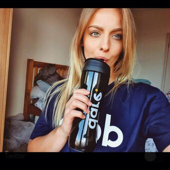 skyblondee