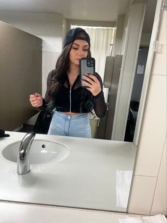 Skye Dolecki