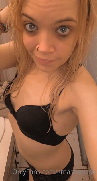 smashedash Çıplak Sızıntıları OnlyFans Fotoğraf 28