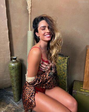 Sommer Ray