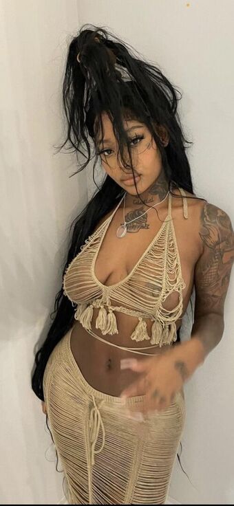 Summer Walker Çıplak Sızıntıları OnlyFans Fotoğraf 8