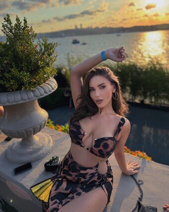 suna Çıplak Sızıntıları OnlyFans Fotoğraf 49