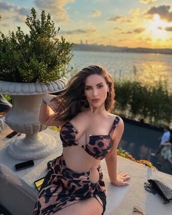 suna Çıplak Sızıntıları OnlyFans Fotoğraf 50