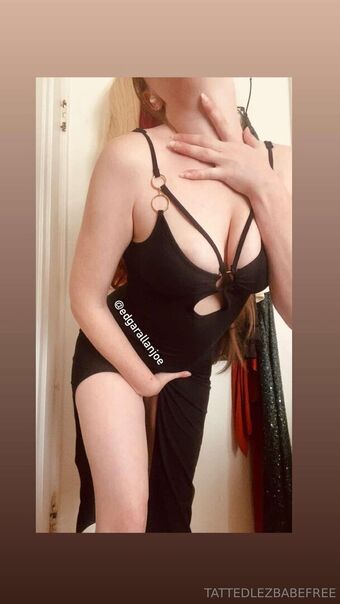 tattedlezbabefree