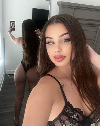 therealkalliii Çıplak Sızıntıları OnlyFans Fotoğraf 14