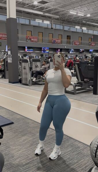 therealmcm Çıplak Sızıntıları OnlyFans Fotoğraf 4