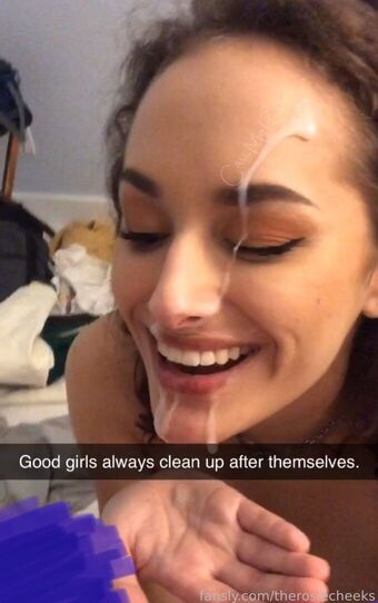 therosiecheeks Çıplak Sızıntıları OnlyFans Fotoğraf 4