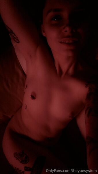 theyuesystem Çıplak Sızıntıları OnlyFans Fotoğraf 10