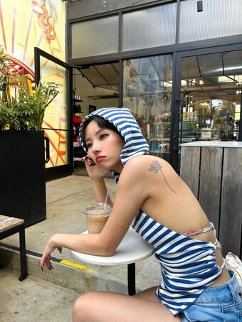 tiny.pretty.j