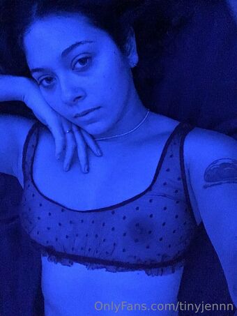 tinyjennn Çıplak Sızıntıları OnlyFans Fotoğraf 9