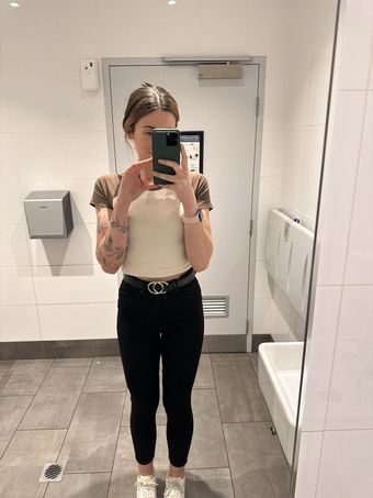Urgfdanni Çıplak Sızıntıları OnlyFans Fotoğraf 3