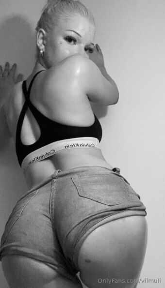 vilmuli Çıplak Sızıntıları OnlyFans Fotoğraf 24