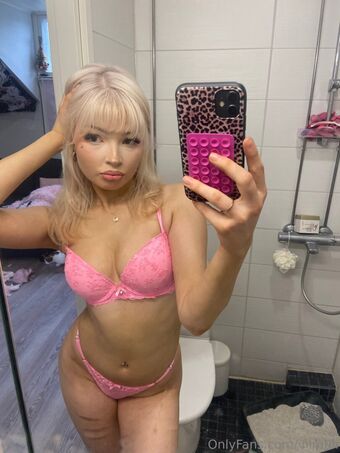 vilmuliini Çıplak Sızıntıları OnlyFans Fotoğraf 3