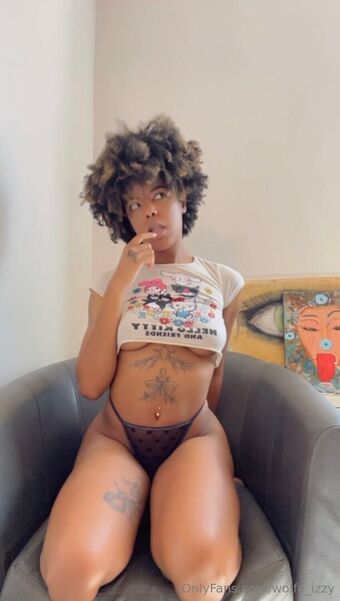 wolfe_izzy Çıplak Sızıntıları OnlyFans Fotoğraf 7