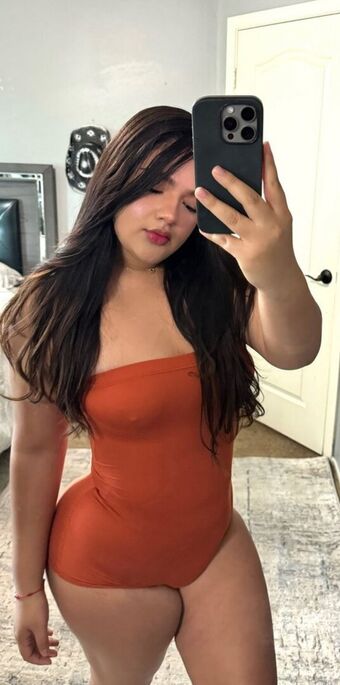 Yaniville Çıplak Sızıntıları OnlyFans Fotoğraf 4