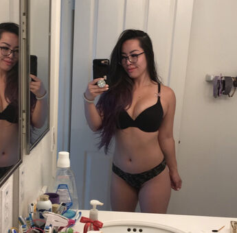 Yipnotiq Çıplak Sızıntıları OnlyFans Fotoğraf 6