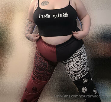 yourtinyaddiction Çıplak Sızıntıları OnlyFans Fotoğraf 7