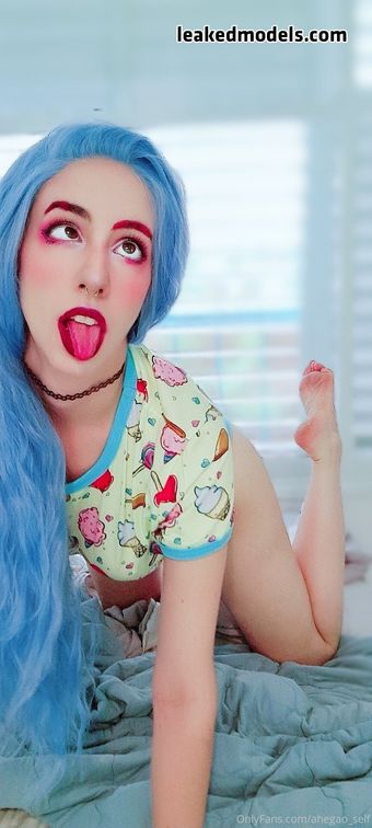 Ahegao_self